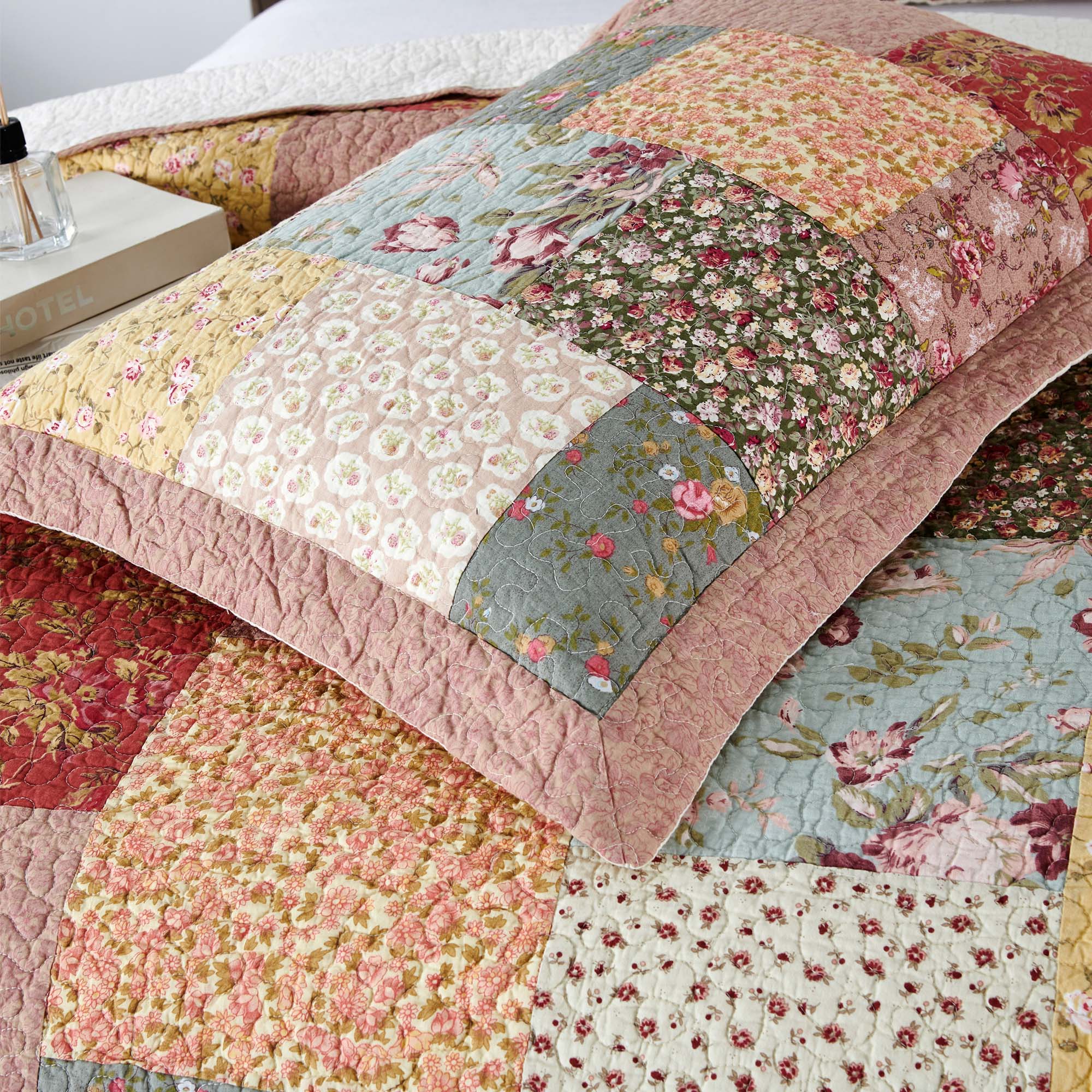2pcs Red Hand Stitch Finished Cotton Pillow Sham Set - Luxuries Floral Pattern - All Season Shabby Chic Country Bedding for Home, Cabin, RV, Guestroom and Bedroom