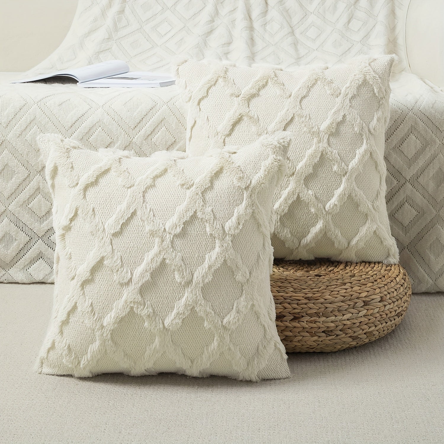 4-Pack Bohemian Style Throw Pillow Covers, 18x18 Inch, Shaggy Plush Faux Wool, 3D Embroidery Geometric Pattern, Suede Decorative Cushion Covers with Zipper, Machine Washable, Polyester, for Multiple Room Couch Sofa Living Room Decor