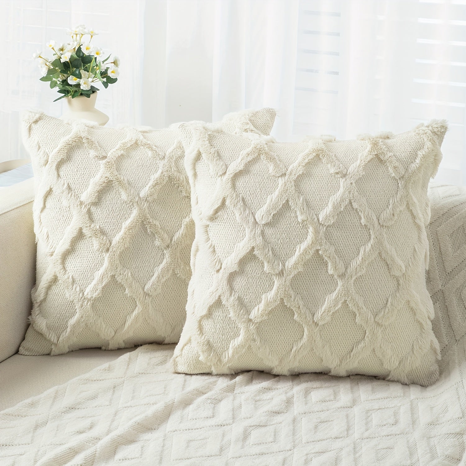 4-Pack Bohemian Style Throw Pillow Covers, 18x18 Inch, Shaggy Plush Faux Wool, 3D Embroidery Geometric Pattern, Suede Decorative Cushion Covers with Zipper, Machine Washable, Polyester, for Multiple Room Couch Sofa Living Room Decor